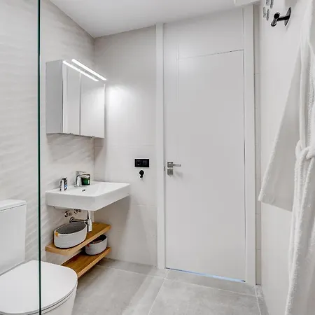 Apartment Modern New Terrazas De Costa Adeje. Heated Pool, Big Terrace And Private Parking *
