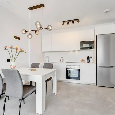 Modern New Terrazas De Costa Adeje. Heated Pool, Big Terrace And Private Parking Apartment Costa Adeje (Tenerife)