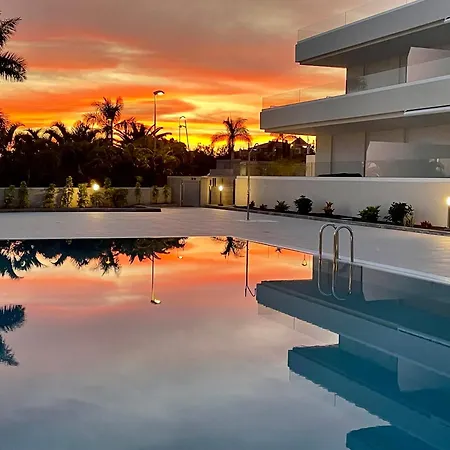 Apartament Modern New Terrazas De Costa Adeje. Heated Pool, Big Terrace And Private Parking *